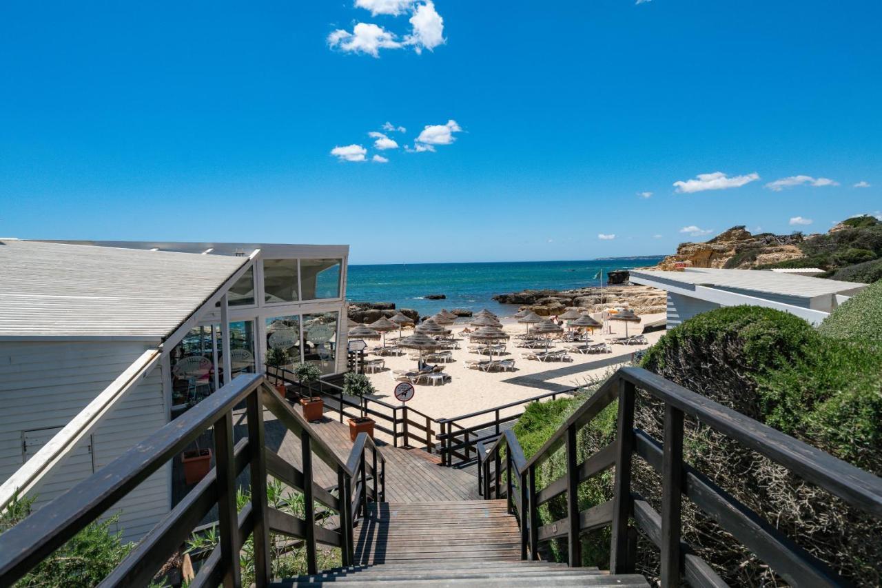 Beach Villa With Ocean View And Rooftop Cinema Guia  Exteriér fotografie