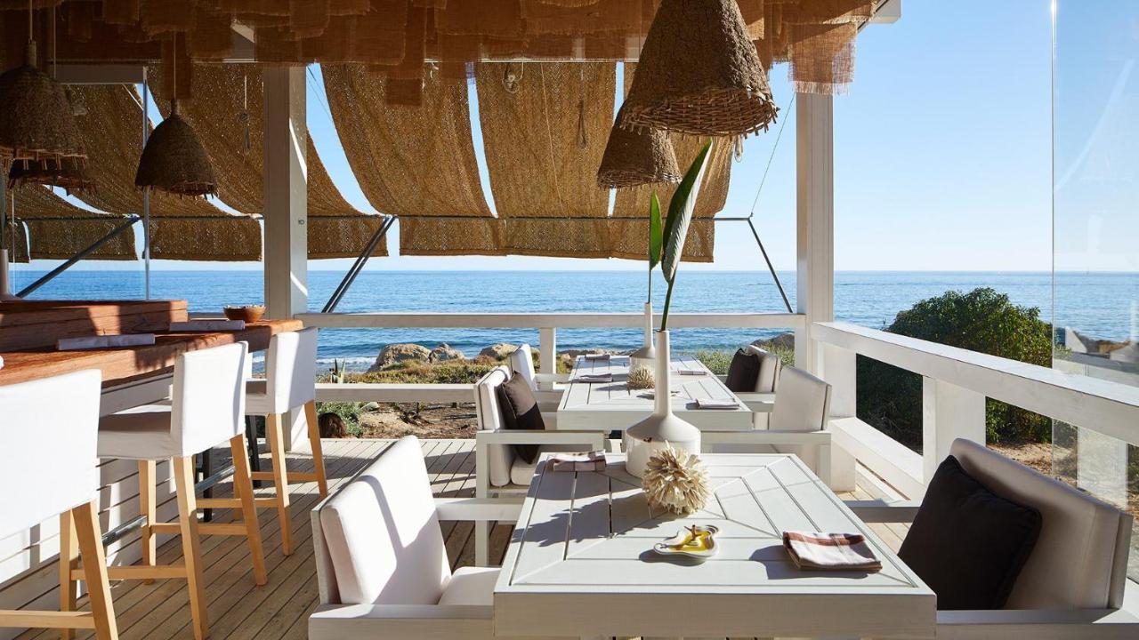 Beach Villa With Ocean View And Rooftop Cinema Guia  Exteriér fotografie