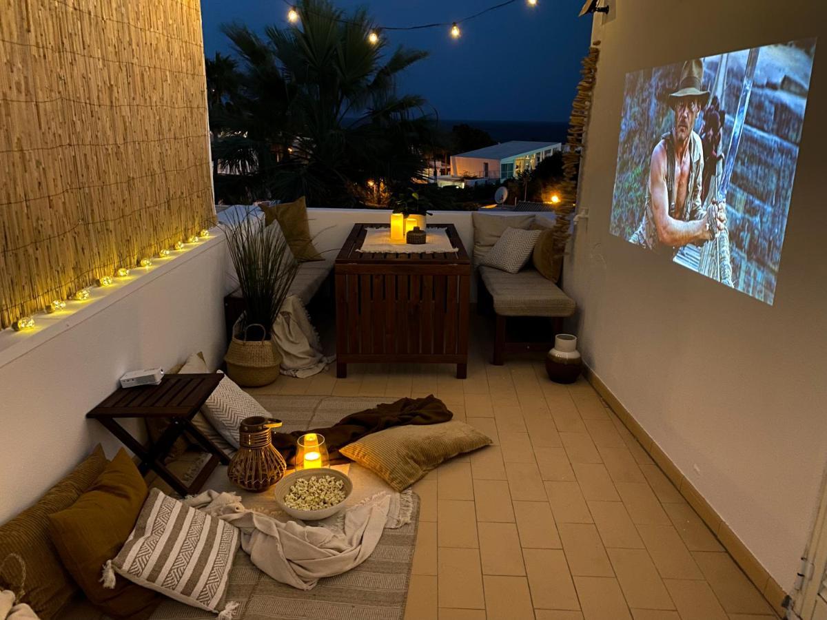 Beach Villa With Ocean View And Rooftop Cinema Guia  Exteriér fotografie